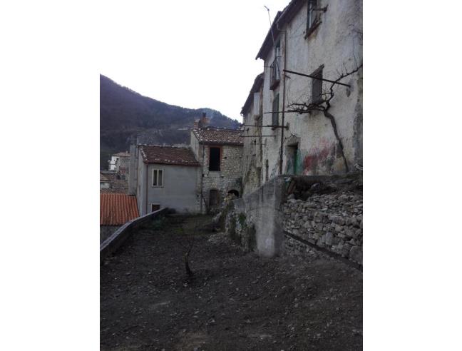 Anteprima foto 3 - Casa indipendente in Vendita a Roccamandolfi (Isernia)