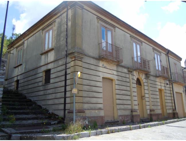 Anteprima foto 1 - Casa indipendente in Vendita a San Severino Lucano (Potenza)