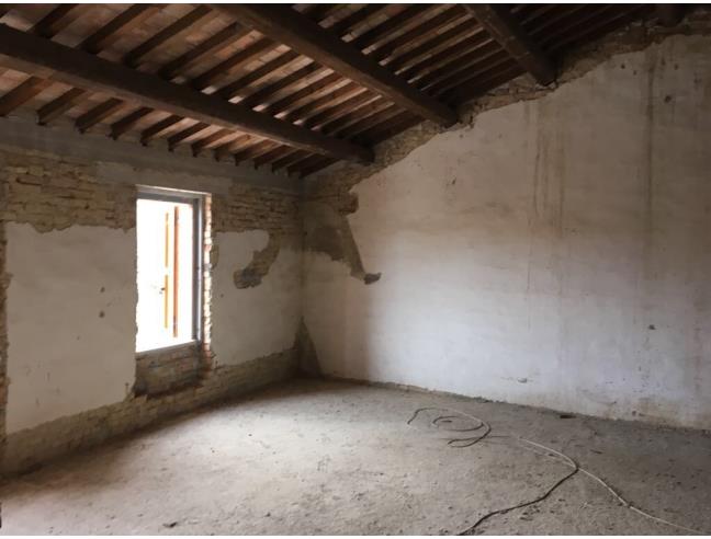 Anteprima foto 1 - Casa indipendente in Vendita a Terre Roveresche (Pesaro e Urbino)