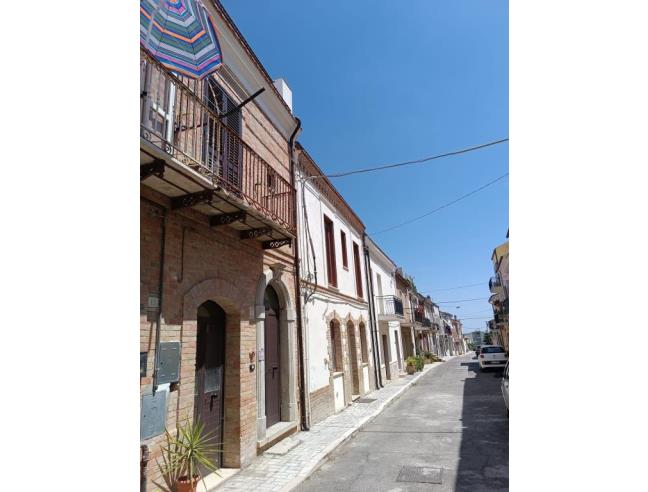 Anteprima foto 2 - Casa indipendente in Vendita a Ururi (Campobasso)