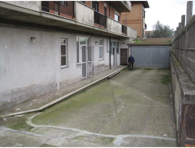 Anteprima foto 2 - Garage/Auto silos in Vendita a Roma - Laurentina