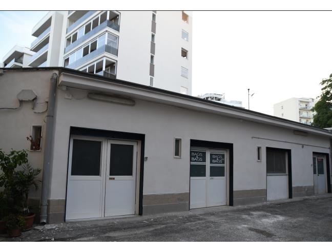 Anteprima foto 3 - Laboratorio in Vendita a Bari - Picone