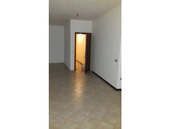 Anteprima foto 2 - Laboratorio in Vendita a Edolo (Brescia)