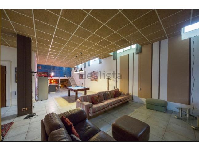 Anteprima foto 2 - Loft/Open Space in Vendita a Varese - Centro città