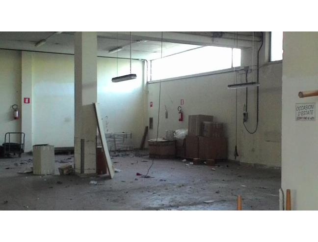 Anteprima foto 4 - Magazzino in Affitto a Bari - Stanic