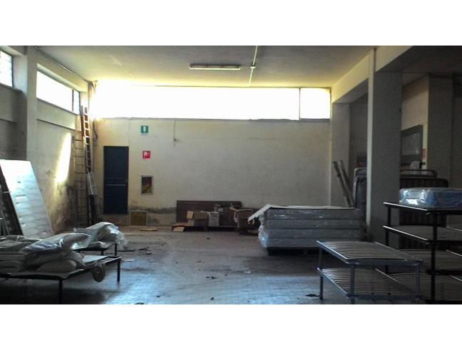 Anteprima foto 6 - Magazzino in Affitto a Bari - Stanic