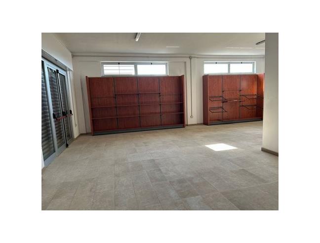Anteprima foto 2 - Magazzino in Affitto a Casal di Principe (Caserta)