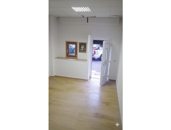 Anteprima foto 6 - Magazzino in Affitto a Cosenza (Cosenza)