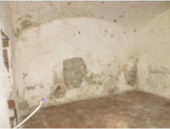 Anteprima foto 3 - Magazzino in Affitto a Napoli - Centro Storico