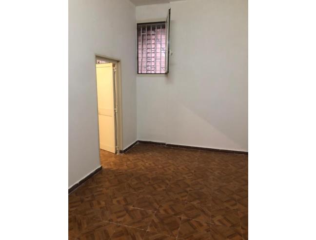 Anteprima foto 4 - Magazzino in Affitto a Napoli - San Carlo all'Arena