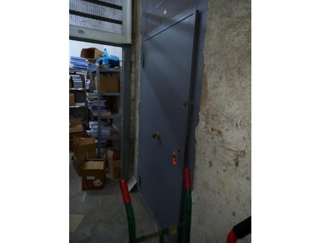 Anteprima foto 9 - Magazzino in Affitto a Napoli - Vomero