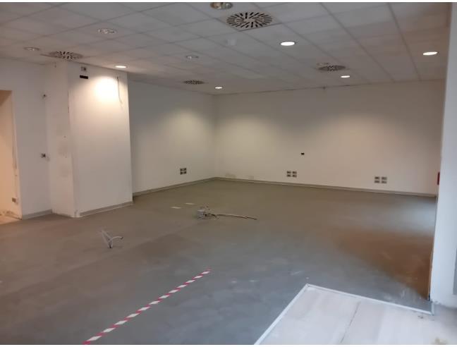 Anteprima foto 3 - Magazzino in Affitto a Sant'Anastasia - Madonna Dell'arco