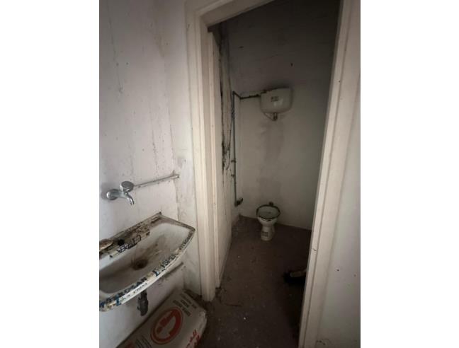 Anteprima foto 4 - Magazzino in Vendita a Ciampino (Roma)