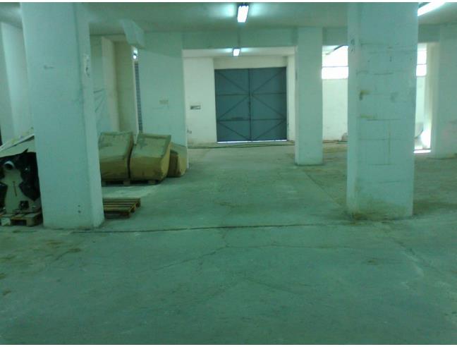 Anteprima foto 3 - Magazzino in Vendita a Napoli - Vicaria