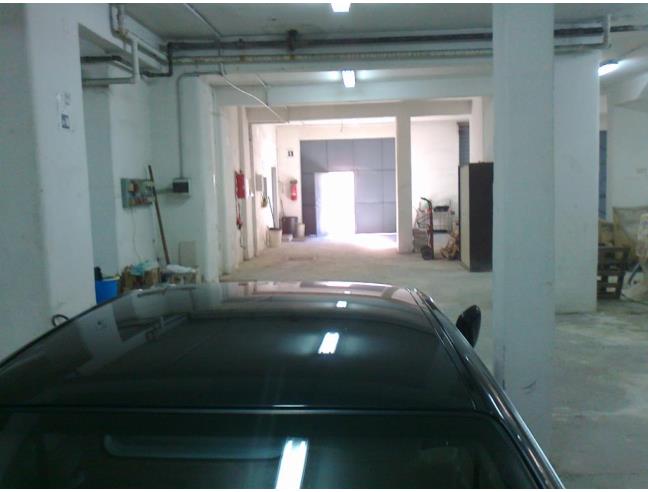 Anteprima foto 4 - Magazzino in Vendita a Napoli - Vicaria