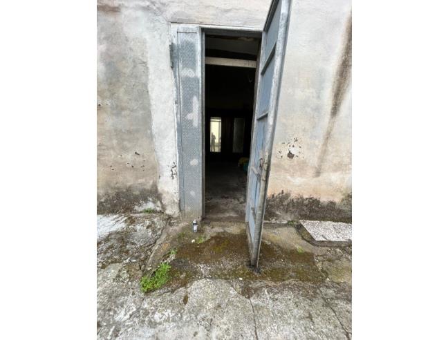 Anteprima foto 4 - Magazzino in Vendita a Torre del Greco (Napoli)
