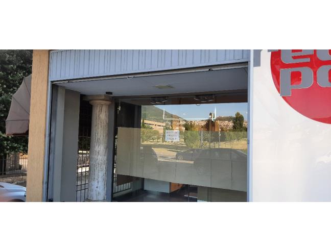 Anteprima foto 2 - Negozio in Affitto a Assisi - Santa Maria Degli Angeli