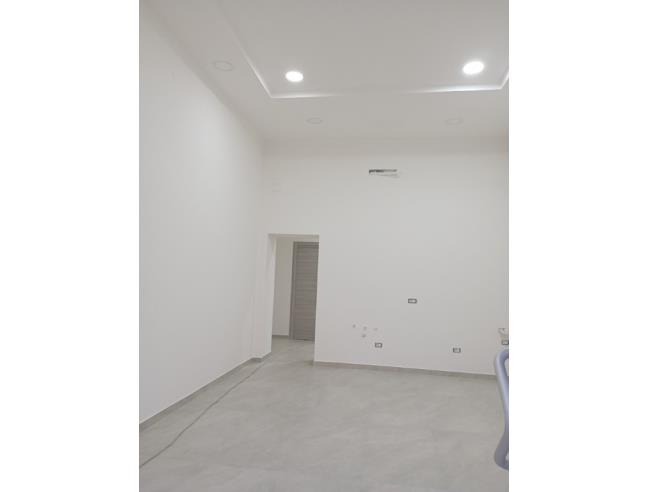 Anteprima foto 2 - Negozio in Affitto a Bacoli - Fusaro