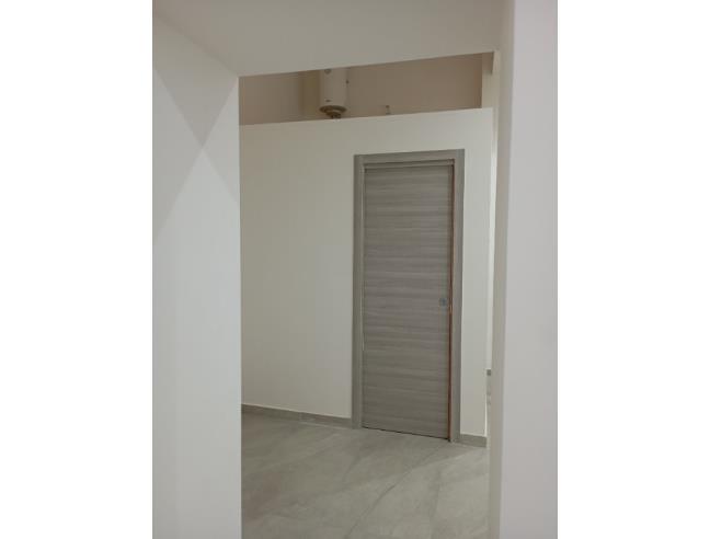 Anteprima foto 4 - Negozio in Affitto a Bacoli - Fusaro