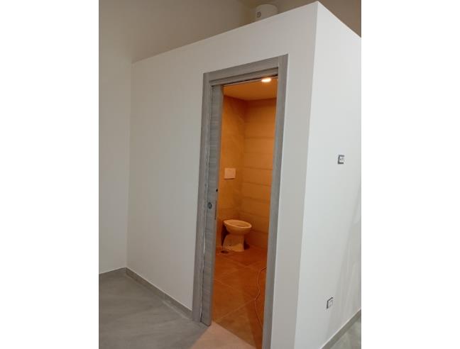 Anteprima foto 5 - Negozio in Affitto a Bacoli - Fusaro