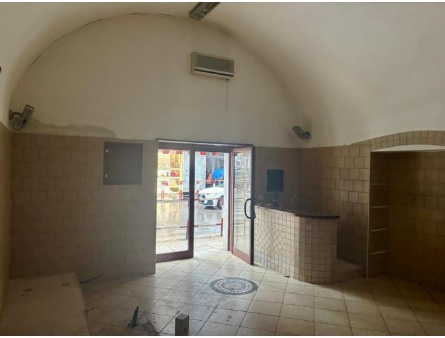 Anteprima foto 2 - Negozio in Affitto a Bisceglie (Barletta-Andria-Trani)
