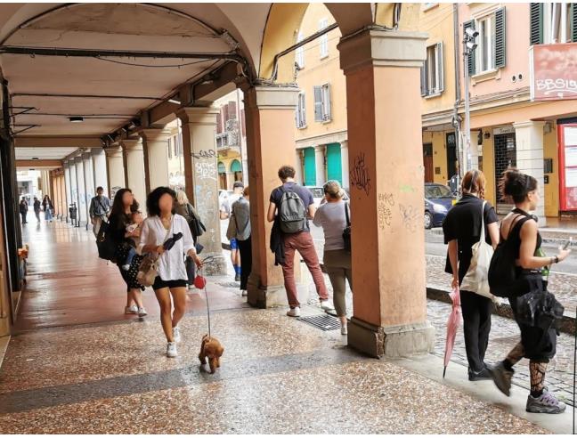 Anteprima foto 1 - Negozio in Affitto a Bologna - Centro Storico