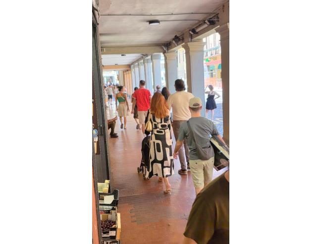 Anteprima foto 2 - Negozio in Affitto a Bologna - Centro Storico