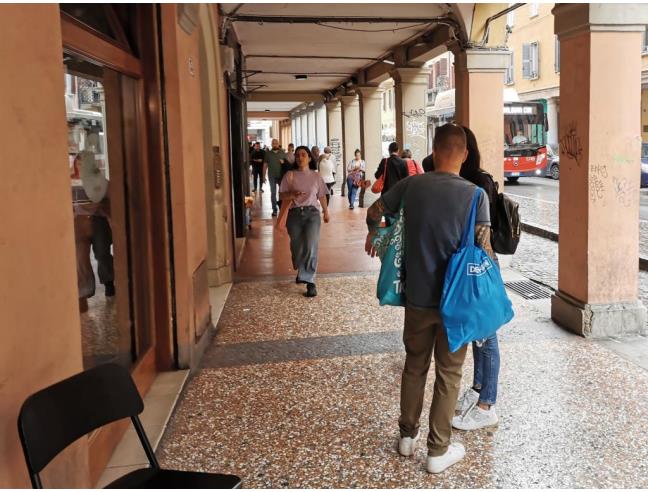 Anteprima foto 3 - Negozio in Affitto a Bologna - Centro Storico