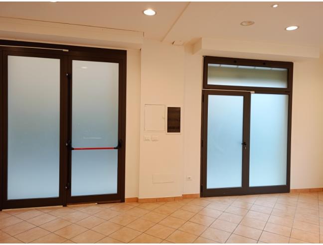 Anteprima foto 3 - Negozio in Affitto a Bologna - Saragozza