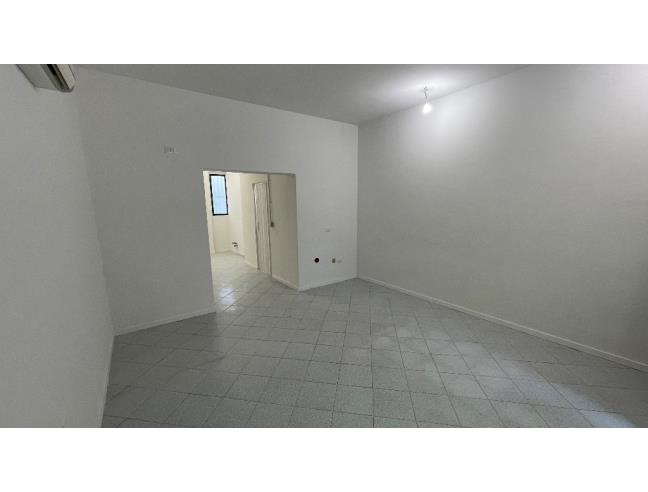 Anteprima foto 2 - Negozio in Affitto a Calenzano (Firenze)