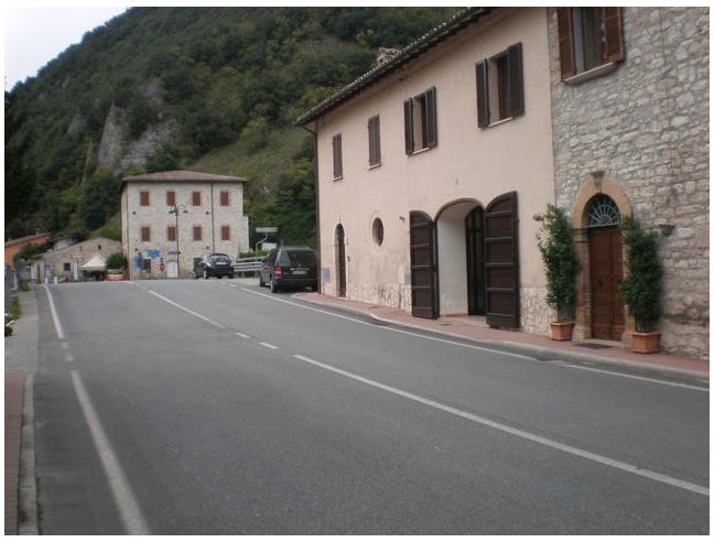 Anteprima foto 3 - Negozio in Affitto a Cerreto di Spoleto - Borgo Cerreto