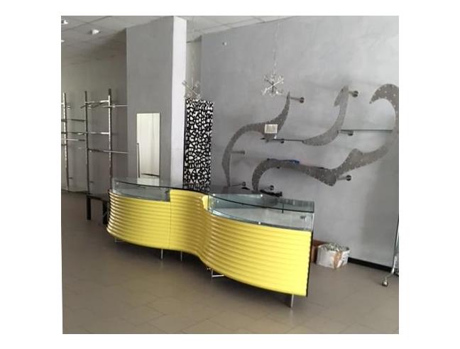 Anteprima foto 2 - Negozio in Affitto a Fiorenzuola d'Arda (Piacenza)