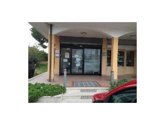 Anteprima foto 1 - Negozio in Affitto a Fiumicino - Isola Sacra