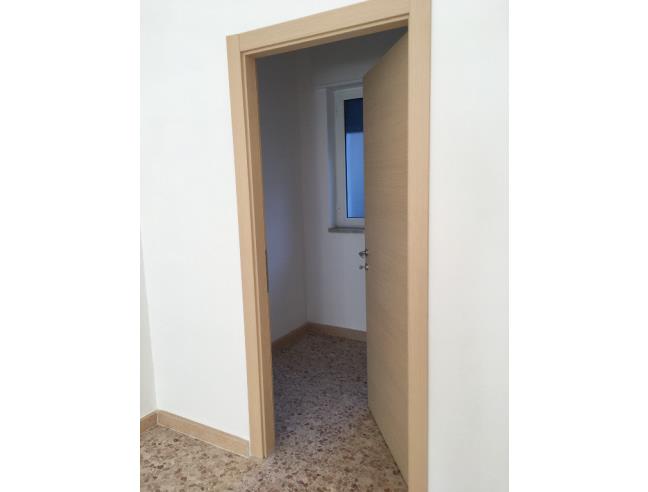 Anteprima foto 4 - Negozio in Affitto a Grottaglie (Taranto)