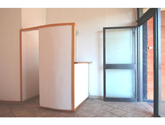 Anteprima foto 3 - Negozio in Affitto a Guidonia Montecelio - Albuccione