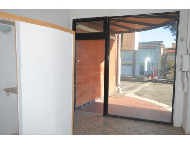 Anteprima foto 4 - Negozio in Affitto a Guidonia Montecelio - Albuccione