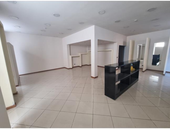 Anteprima foto 4 - Negozio in Affitto a Iglesias - Centro città