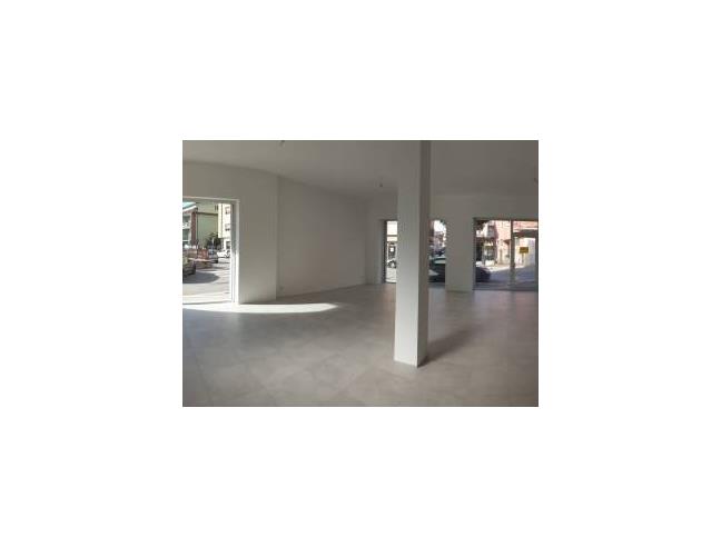 Anteprima foto 3 - Negozio in Affitto a Isernia (Isernia)