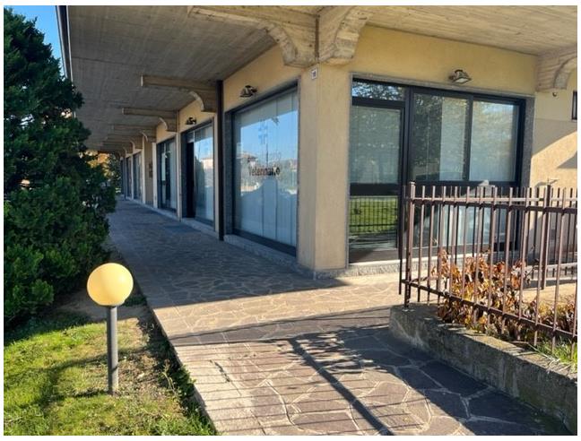 Anteprima foto 3 - Negozio in Affitto a Medolago (Bergamo)