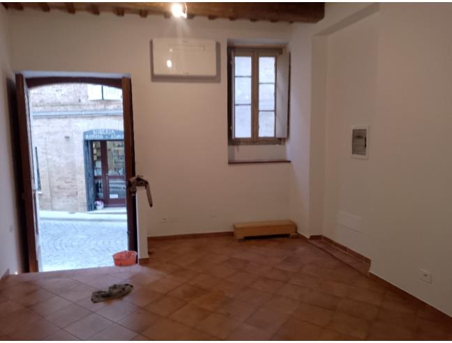 Anteprima foto 2 - Negozio in Affitto a Montecosaro - Montecosaro Scalo
