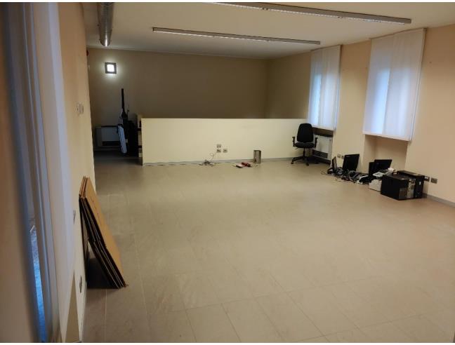 Anteprima foto 6 - Negozio in Affitto a Monza - Cazzaniga