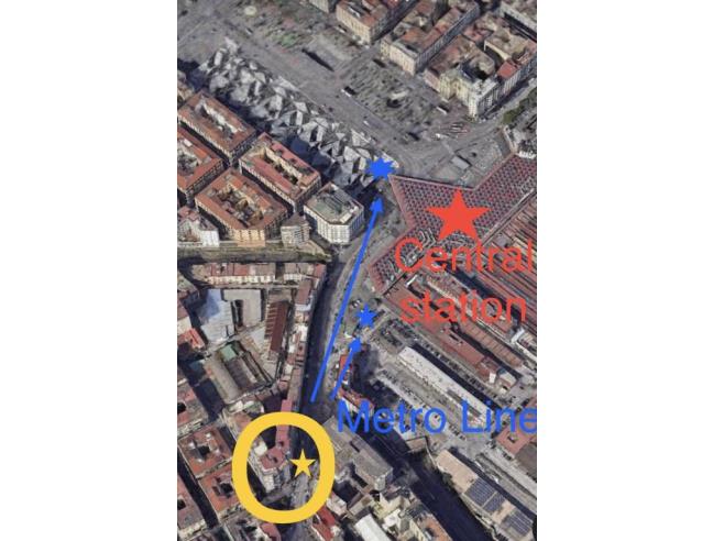 Anteprima foto 2 - Negozio in Affitto a Napoli - Pendino