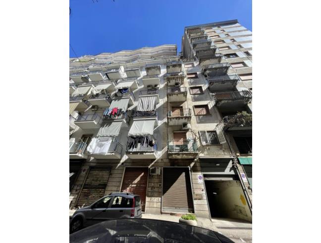 Anteprima foto 4 - Negozio in Affitto a Napoli - Pendino