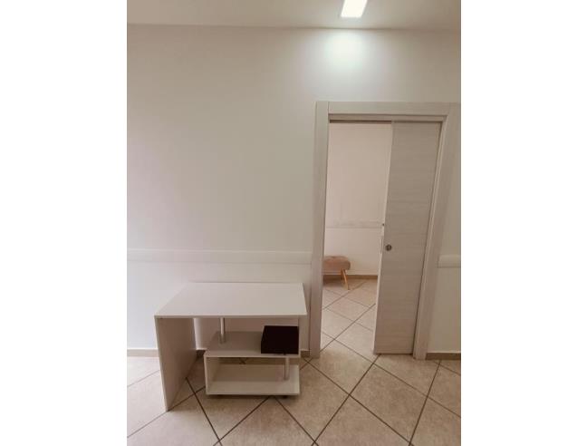 Anteprima foto 5 - Negozio in Affitto a Pozzuoli (Napoli)