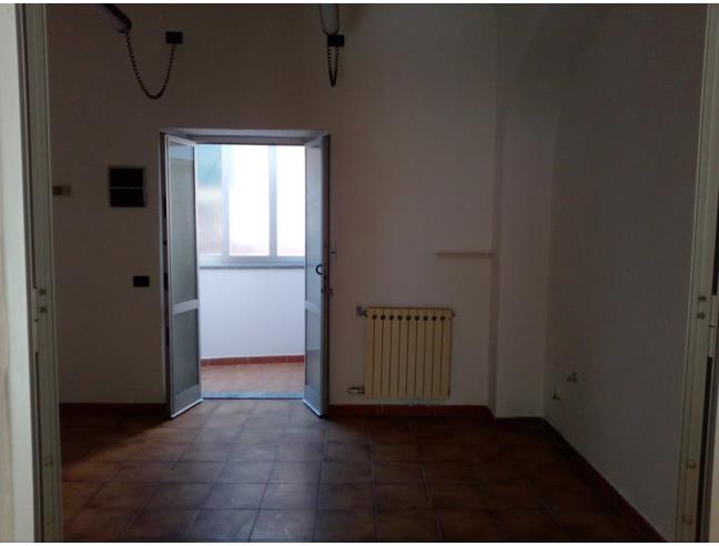 Anteprima foto 3 - Negozio in Affitto a Quiliano - Valleggia