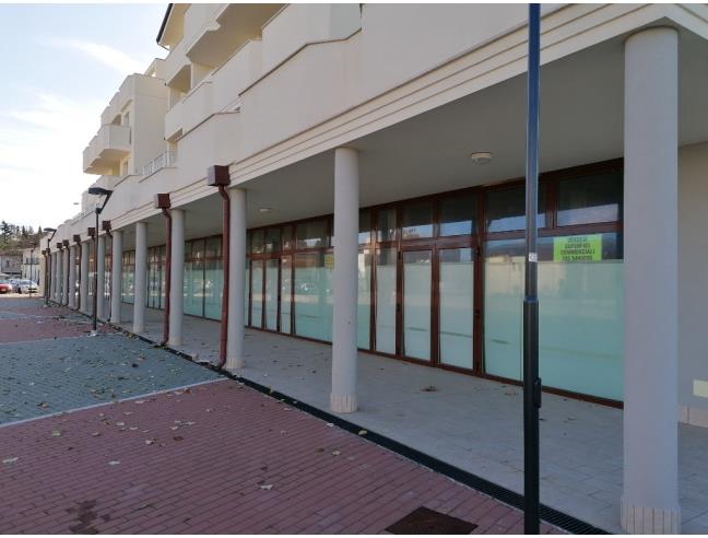 Anteprima foto 2 - Negozio in Affitto a Rimini - Corpolò