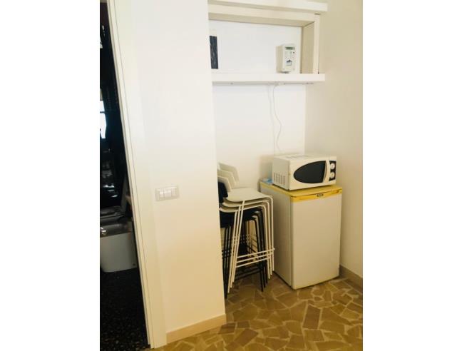 Anteprima foto 3 - Negozio in Affitto a Roma - Appio Latino