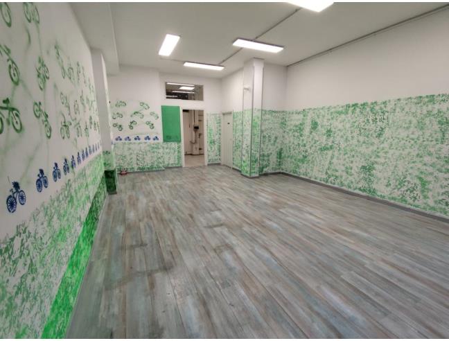 Anteprima foto 2 - Negozio in Affitto a Sesto Calende (Varese)