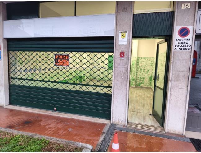 Anteprima foto 6 - Negozio in Affitto a Sesto Calende (Varese)