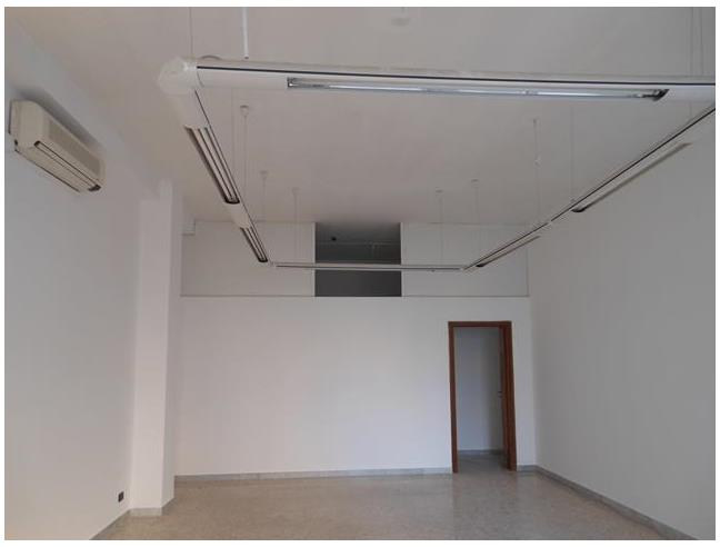 Anteprima foto 4 - Negozio in Affitto a Triggiano (Bari)